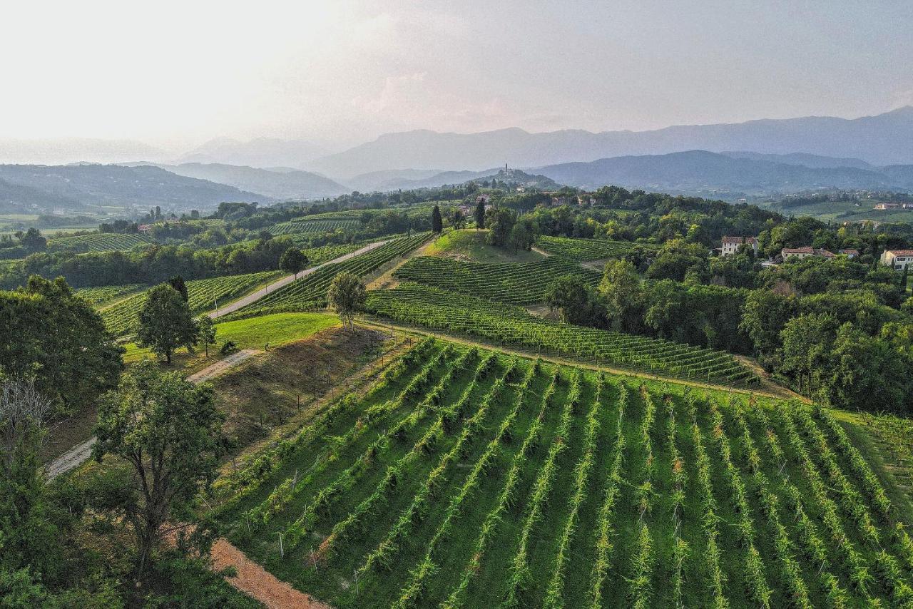 Tenuta Mani Sagge San Pietro Di Feletto エクステリア 写真